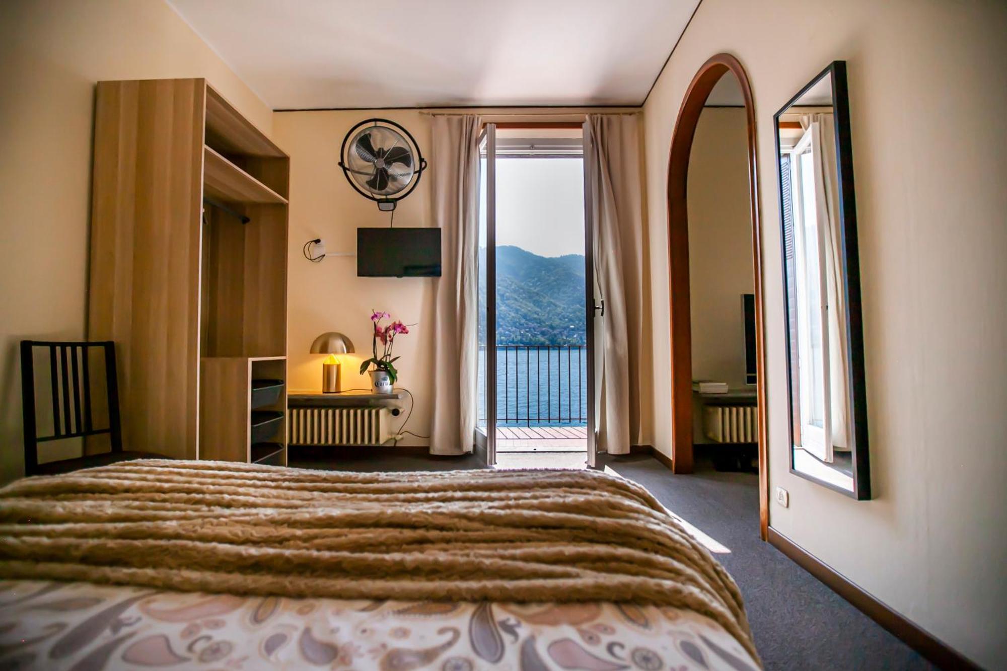 Darsena Di Riva Grande Hotel Moltrasio Eksteriør billede