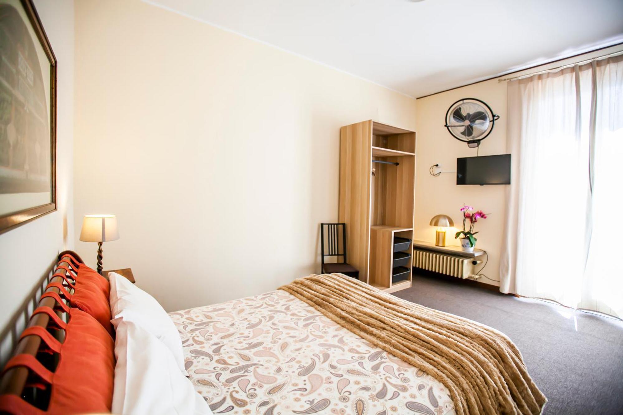 Darsena Di Riva Grande Hotel Moltrasio Eksteriør billede