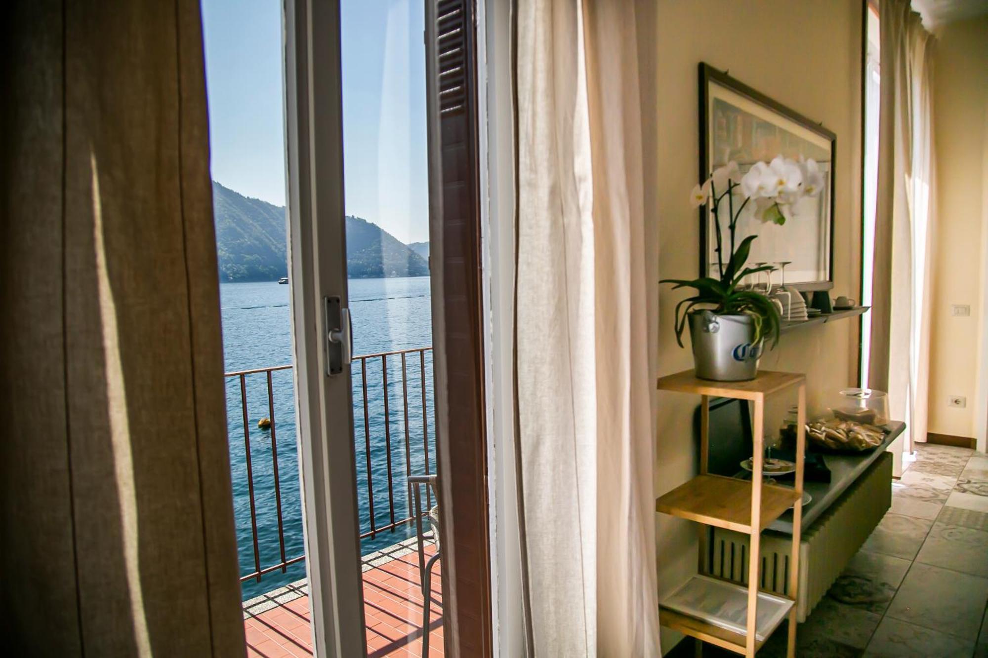Darsena Di Riva Grande Hotel Moltrasio Eksteriør billede