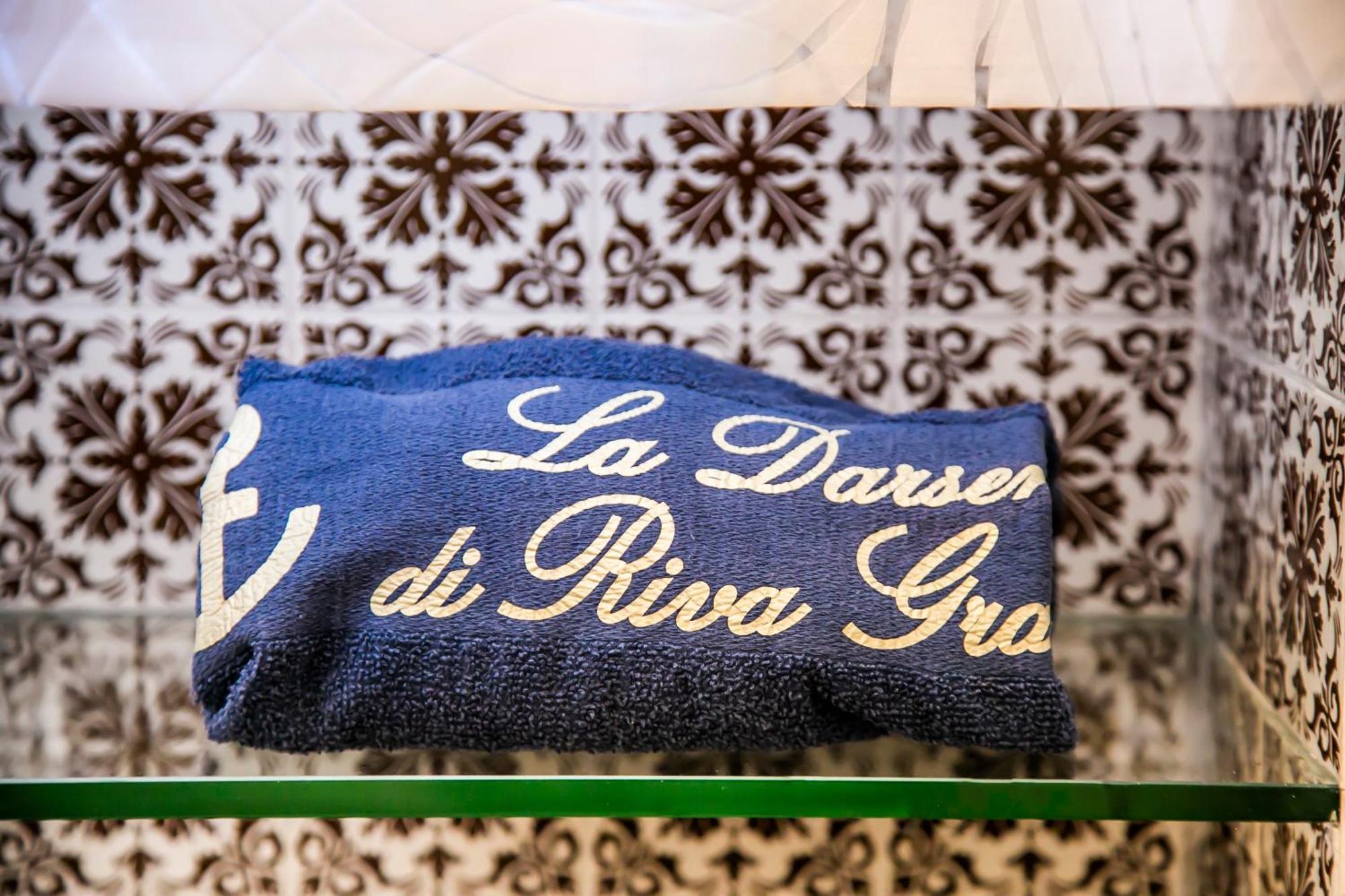 Darsena Di Riva Grande Hotel Moltrasio Eksteriør billede